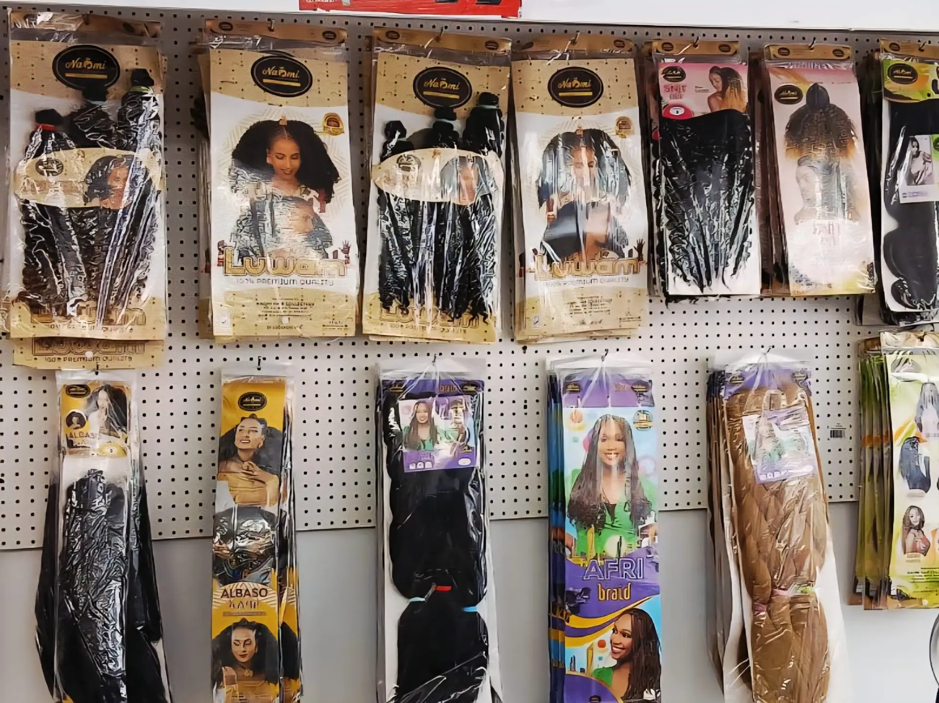 Hair Extensions & Wigs